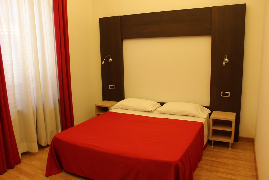 Hotel Louisiana Roma Quarto foto